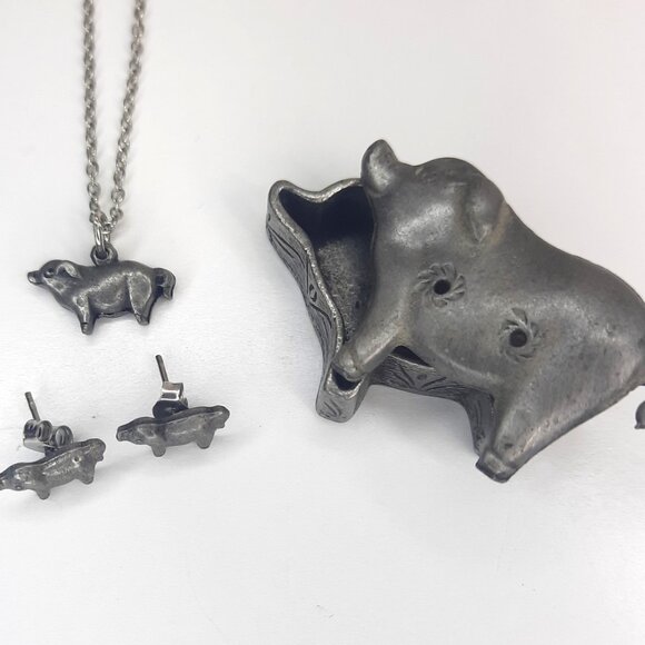 Vintage Pig 1970s Torino Jewelry Box set Earrings & Necklace Pig Theme Farmhouse - Picture 10 of 14
